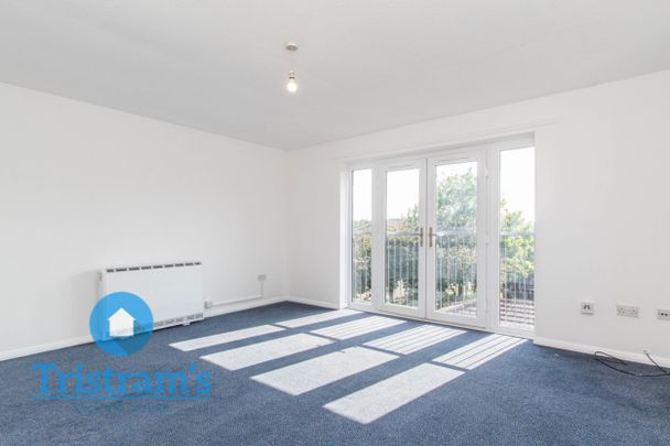 References Pending - 2 bed Apartment - Photo 1