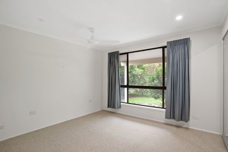 Spacious family home - Photo 4