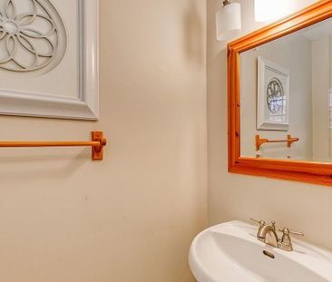 For Lease - 4 Thornlodge Drive, Hamilton, Ontario - Photo 2