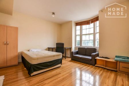 Peters Court, Bayswater, W2 - Photo 2