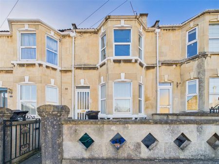 4 bedroom terraced house to rent - Photo 2