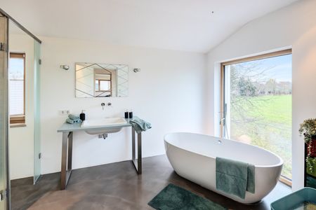 Modern and spacious architect-designed house for rent - Foto 3