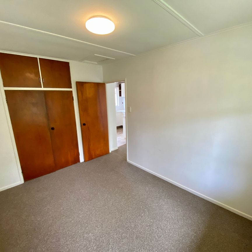 Epsom, 1 bedroom unit - Photo 1