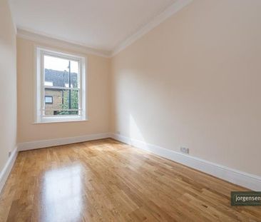 SUPERB TWO DOUBLE BEDROOM FIRST FLOOR FLAT IN WESTBOURNE PARK ZONE 2 - Photo 2