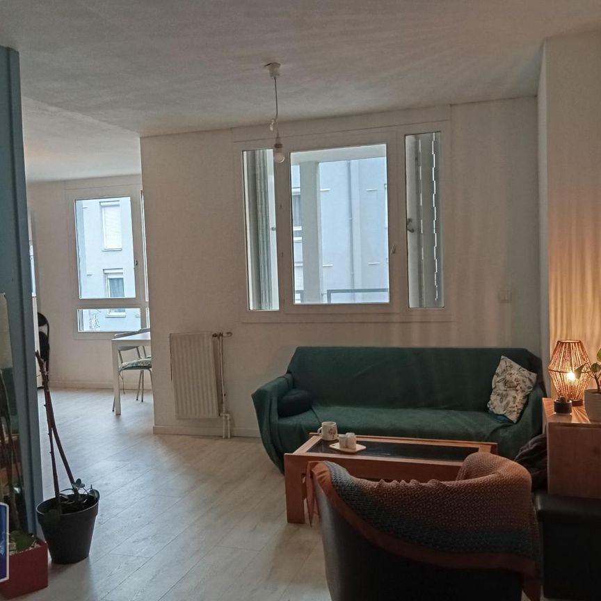 Location Appartement 2 pièces 50m² EYBENS 38320 - Photo 1