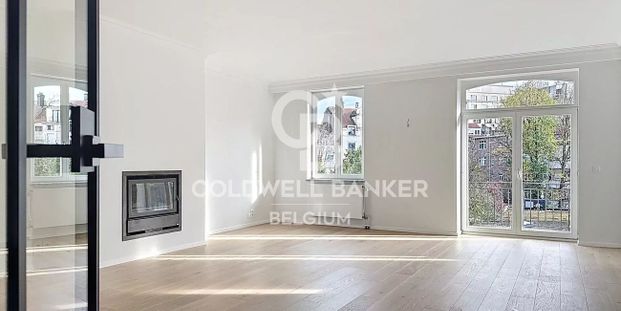 Appartement te huur in Sint-Gillis voor € 3.180 met 3 slaapkamers - Photo 1
