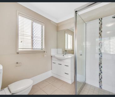 Easy Care Living - Photo 4