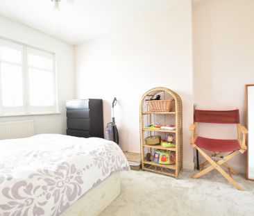 3 bedroom semi-detached house to rent - Photo 4