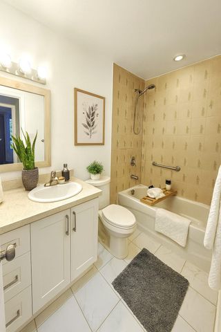 For Lease - 3 Lexington Avenue Unit# 64, Toronto, Ontario - Photo 4