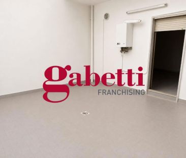 Appartamento in Via S. S. Cosma e Damiano 9, San Nicola la Strada (CE) - Foto 4