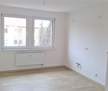 Familienfreundliche 4-Zimmer-Wohnung mit Balkon - Photo 3