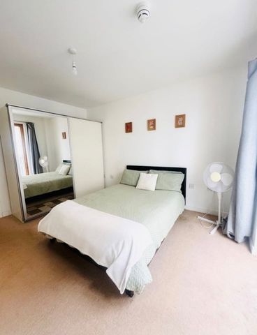 2 Bed Flat, Oyster Court, SE17 - Photo 5