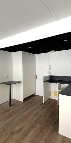 Location Appartement 1 pièce 27m² CHERBOURG-EN-COTENTIN 50100 - Photo 1