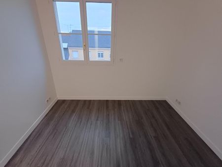 location Appartement T4 DE 97m² À VERSAILLES - Photo 5