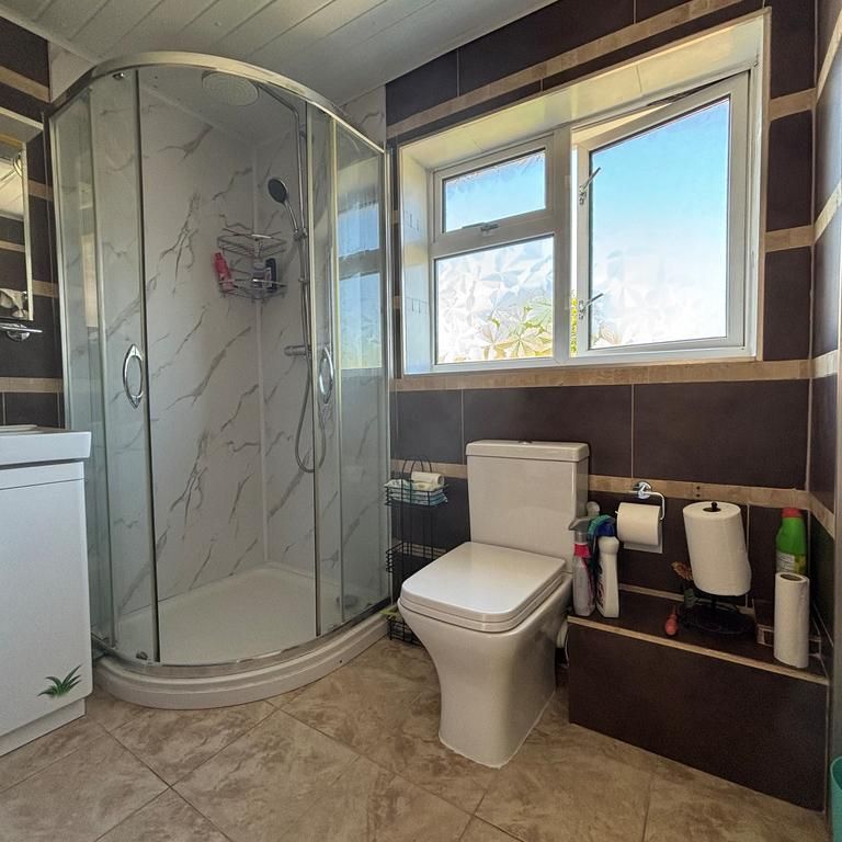 3 bedroom house to rent - Photo 1