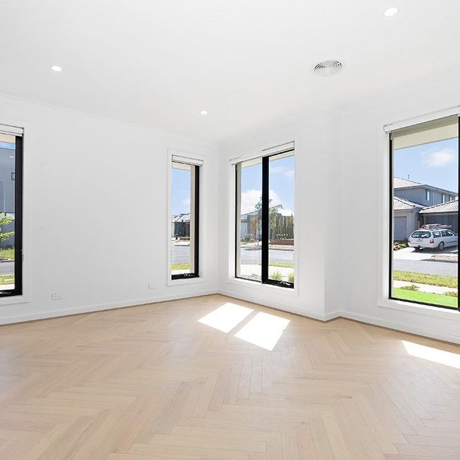 7 Valiant Street, Deanside VIC 3336 - Photo 1