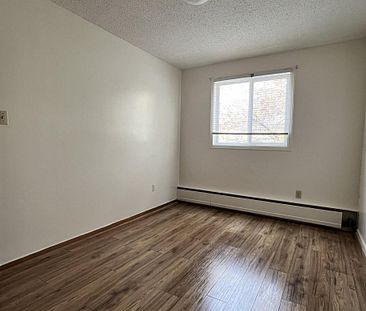 One Bedroom Apartment Unit for Rent in Regina - Photo 2