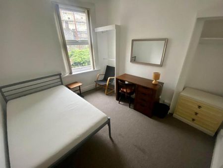 4 bedroom house to rent - Photo 3