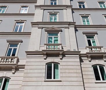 2 Bedroom Apartment with parking, Marquês de Pombal, Lisboa - Photo 1