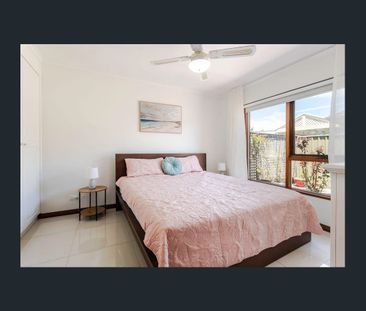 LOVELY 3BEDROOM HOMETTE - quiet no-thru Road! - Photo 5