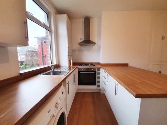 Salisbury Road, Crookes, S10 - Photo 1