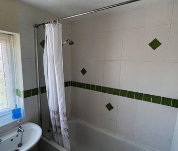 4 bedroom detached house to rent - Photo 3