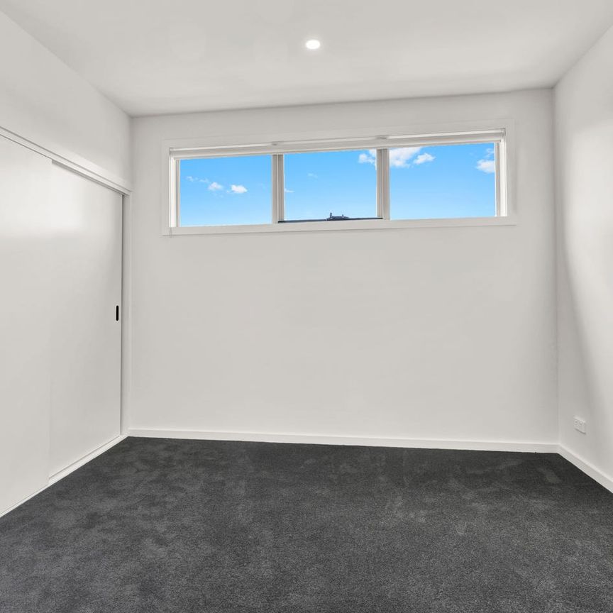 Modern Living Made Easy - Photo 1