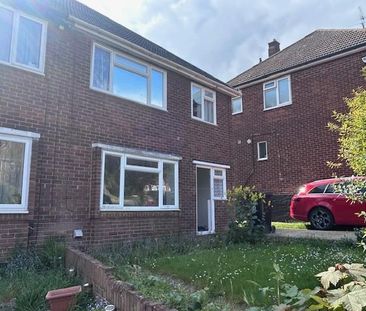3 bedroom semi-detached house to rent - Photo 4