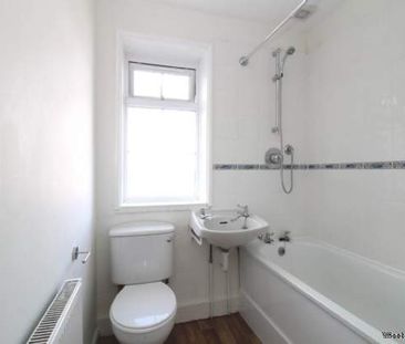 3 bedroom property to rent in Morden - Photo 6