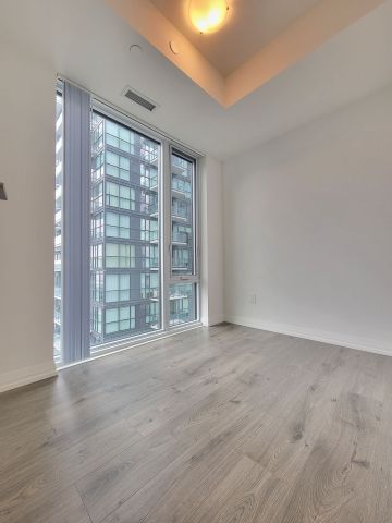For Lease - 8 Widmer Street Unit# 4212, Toronto, Ontario - Photo 3