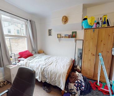 5 bedroom terraced house to rent - Photo 3