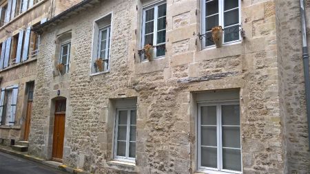 Location maison 6 pièces - 223.04m² à Saint maixent l ecole (79400) - Photo 3
