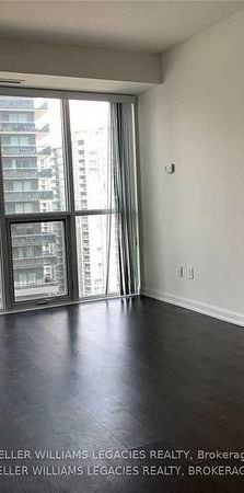 Yonge St/Sheppard Ave Luxurious 1Bdrm +Den Flr To CeilingWindows - Photo 1