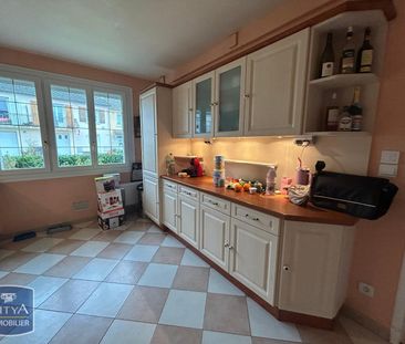 Location Maison 4 pièces 93m² LE MANS 72000 - Photo 1