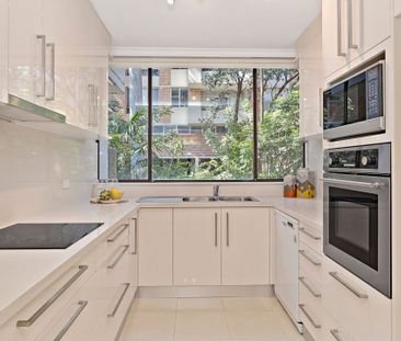 Modern Apartment with Huge Terrace &ast;&ast; Available 14&sol;05&s... - Photo 5