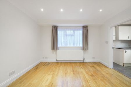 Priory Park Road - Photo 2