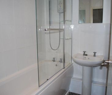 2 bed terraced house to rent in NE31 - Photo 1