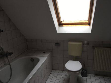 Alles im Blick!!, Bezugsfertige 3-Zimmerwohnung im DG, in Herne Sodingen, zu besichtigen - Photo 2