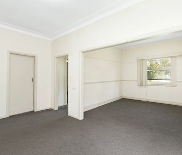 156 Port Hacking Road, Sylvania NSW 2224 - House For Rent | Domain - Photo 5