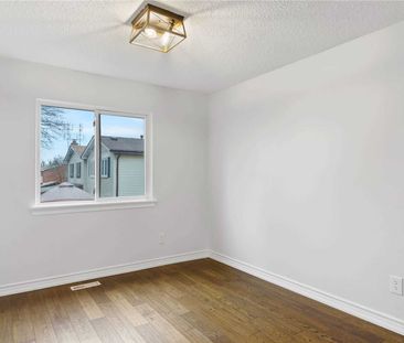 For Lease - 1117 Venus Crescent, Oshawa, Ontario - Photo 2