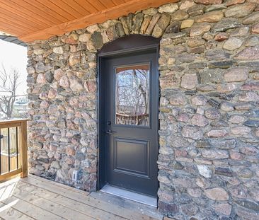 Orillia: 1 Bedroom Basement Apartment, Parkview Ave. - Photo 4