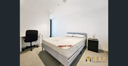 Fully Furnished 2 Bedroom Apartment in Box Hill - Photo 4