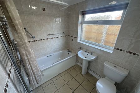 North Road - Photo 4