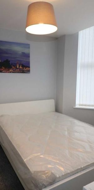 5 bedroom terraced house to rent - Photo 1