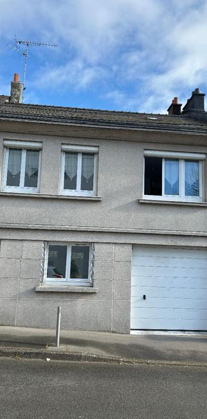 Location Maison 4 pièces 90m² ST NAZAIRE 44600 - Photo 2