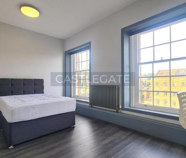 1 bedroom in a flat share to rent - Photo 6