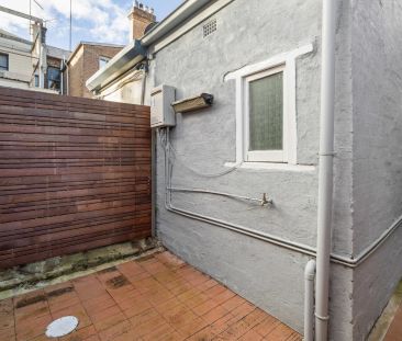 Charming Terrace in a Premier Inner-City Pocket - Photo 2