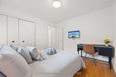 For Lease - 73 Centre Avenue Unit# Main, Toronto, Ontario - Photo 4