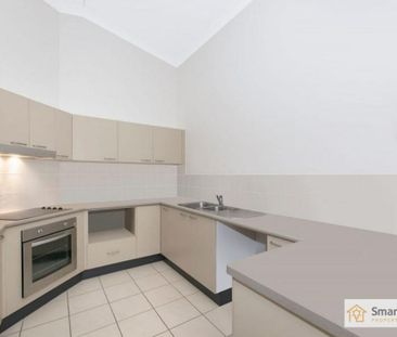 54 Warbler Crescent, Douglas QLD 4814 - House For Rent | Domain - Photo 3