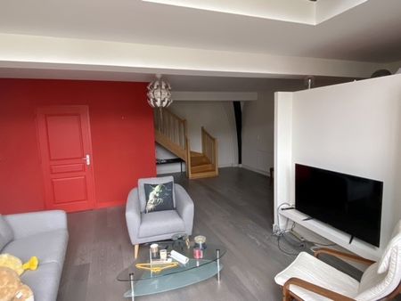 Location Appartement 3 pièces 115m² POITIERS 86000 - Photo 2